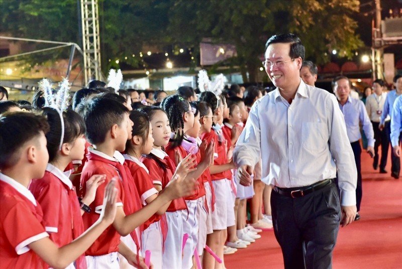 Chủ tịch nước Võ Văn Thưởng dự Đêm hội Thành Tuyên